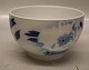 Royal 
Copenhagen 577 
RC Bowl 10 x 16 
cm Mette 
Hannemann
 In mint and 
nice condition