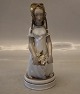 12461 RC Huguenot Girl 21 cm Arno Malinowski 1927 Royal Copenhagen figurine 
