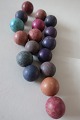 Antique balls
These antikke 
balls are made 
of clay and 
painted with 
coloured glaze
In the old ...