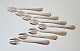 Set of 8 silver-plated oyster forksLength 14,5 cm.