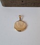 Medallion in 14 
kt gold 
Stamp: 585 - 
Jo.K 
Diameter 18 
mm.