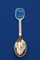 Michelsen 
Christmas 
spoons & forks 
of Danish gilt 
sterling 
silver.  
Anton 
Michelsen 
Christmas ...