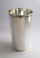 Georg Jensen. 
Sterling silver 
vase (925). 
Bernadotte. 
Height 18.7 cm.