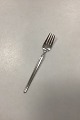 Marquis Silver 
Plated Dinner 
Fork. Marked 
SCF - NS. 
Measures 18.8 
cm / 7.41 in.