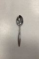 Désirée Silver 
Plated Dessert 
Spoon. Marked 
E. Grann and J. 
Laglye. 
Measures 15.6 
cm / 6.15 in.