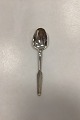 Congress Silver 
Plated Dining 
Spoon. Brand 
Cohr ATLA. 
Measures 19 cm 
/ 7.49 in.