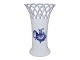 Blue Flower Braided
Rare and large vase with pierced border