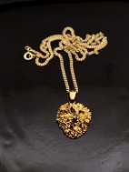 Flora Danica pendant and gold-plated chain