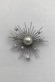 Georg Jensen & 
Wendel 18 K 
Hvidguld Broche 
med Perle og 
Brillanter 
Måler Diam 3.8 
cm (1.49 inch) 
...