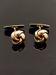 8 carat gold 
knot cufflinks 
D. 1.3 cm. from 
jeweler B Hertz 
Copenhagen item 
no. 564669