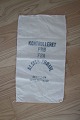 An antique sack from Denmark with a text
Tekst:
"Kontrolleret frø fra Alsisk Frøavl
Emballagen tages ikke retur"
50cm x 28cm
We have a good selection of old sacks, with or without different texts