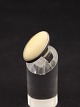 N E From sterling silver ring size 52 with ivory subject no. 565949