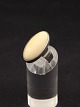 N E From 
sterling silver 
ring size 52 
with ivory 
subject no. 
565949