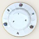 Royal 
Copenhagen, 
Strøblomst / 
light 
Henriette, 
Large cake 
plate #482/ 
8518, 17.5cm in 
diameter ...