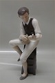 Bing and 
Grondahl B&G 
1600 Mandolin 
Player Design 
by Ingeborg 
Plockross 
Irminger 28 cm 
Marked ...