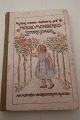 Misse Monbergs store dage 
Af Astrid Ehrencron-Kidde
Danske Læreres Forlag 
1911
Del af Vor Vens Bøger no. 6