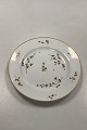 Royal 
Copenhagen 
Berberis Lunch 
Plate / Small 
Dinner Plate
Measures 
22,5cm / 8.86 
inch
In ...
