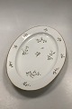 Royal 
Copenhagen 
Pattern 171 ( 
similar to 
Berberis ) 
Large Serving 
Tray No 9040
Measures 50cm 
...