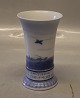 Royal 
Copenhagen 
Commemorative 
vase 14 cm  
Danmark glemmer 
aldrig Ofret I 
har bragt  (WW 
1) ...