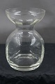 Nice and well 
maintained 
chubby hyacinth 
vase or glass 
in clear glass.
H 12.5cm - 
8.5cm
Stock. ...