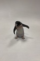 Metzler and 
Ortloff 
Figurine - 
Penguin No. 
7820. German 
porcelain. 
Measures 10.5 
cm / 4.14 in.
