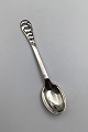 Evald Nielsen 
Sølv No. 04 
Silver Coffee 
Spoon
Måler 11.2 cm 
(4.40 inch)