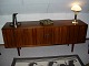 Sideboard in brazilian rosenwood by Hans Wegner  in 1966 ,good condition 
5000 m2 showroom