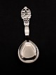 Art Deco hand 
crafted  
serving spoon 
24 cm.  silver 
from 1939 
subject no. 
570479