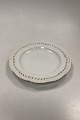 Royal 
Copenhagen 
Flora Danica 
Pearl pattern 
White Plate 
with pierced 
border 3553. 
Measures  ...