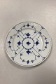 Bing and 
Grøndahl Blue 
Painted / Blue 
Fluted Plain 
Dinner Plate 
No. 25
Measures 24,5 
cm / ...