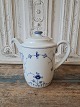 B&G Blue Fluted 
Hotel Porcelain 
coffee pot 
No. 1052 - 
825, Factory 
first
Height 20 cm.
