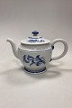 Bing and 
Grondahl 
Jubilee Dinner 
Service / Blue 
Carnation Tea 
Pot. Measures 
19 cm H x 28 cm 
from ...