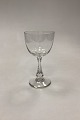 Holmegaard Erna 
Red Wine Glass. 
Measures 15 cm 
x 7.6 cm / 5.91 
in. x 3 in.