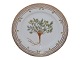 Royal 
Copenhagen 
Flora Danica, 
luncheon plate.
Decoration 
number 20/3550.
The factory 
mark ...
