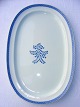Alumina 
faience. 
Gabriella dish. 
Length 38 cm. 
Bredte 25,5 cm. 
Fine condition.