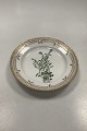 Royal 
Copenhagen 
Flora Danica 
Salad Plate No 
20/3573
Latin name: 
Campanula 
rolundifolia 
var. ...