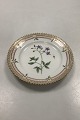 Royal 
Copenhagen 
Flora Danica 
Cake Plate No 
20/3552 
Latin name: 
Lolanum 
Dulcamara L
Measures ...