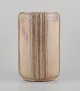 Arne Bang 
(1901-1983), 
large and rare 
floor vase.
Glaze in 
green-brown 
tones. Ribbed 
...