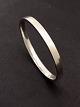 Sterling silver 
bangle inside 
6.2 x 5.4 cm. 
W. 0.6 cm. Item 
No. 574883