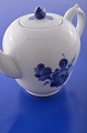 Royal 
Copenhagen 
porcelain. Blue 
flower braided 
Royal 
Copenhagen, 
teapot no. 
10-8244. 100.0 
cl. ...