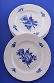 Royal 
Copenhagen 
porcelain. Blue 
flower braided 
Royal 
Copenhagen, 
Plate no. 
10-8092. 
Diameter 16 ...