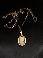14 carat gold pendant with came