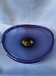 Holmegaard, 
Selandia, Table 
dish / Fruit 
dish Sapphire 
blue,
Ø 32.5 x32.5 
cm
Design Per ...