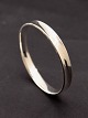 Hans Hansen 
Sterling silver 
bangle #240 in. 
D. 6.3 cm. W. 
0.9 cm. Item 
No. 576588