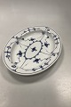 Royal 
Copenhagen Blue 
Fluted Plain 
Oval Serving 
Dish No 98. 
Måler 34 cm x 
25,5 cm (13 
25/64" x ...