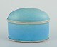 Beate Andersen, 
Danish 
ceramist. 
Lidded jar in 
glazed ceramic.
Turquoise 
glaze.
In excellent 
...