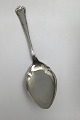 Cohr Silver 
Herregard 
Server Measures 
21 cm (8.26 
inch)