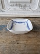 B&G Empire 
square dish 
No. 194, 
Factory first
Measures 11 x 
11 cm