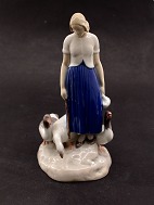 Bing & Grndahl, Goose girl #2254