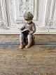 Dahl Jensen 
figure - 
Reading boy 
No. 1096, 
Factory first
Height 14 cm.